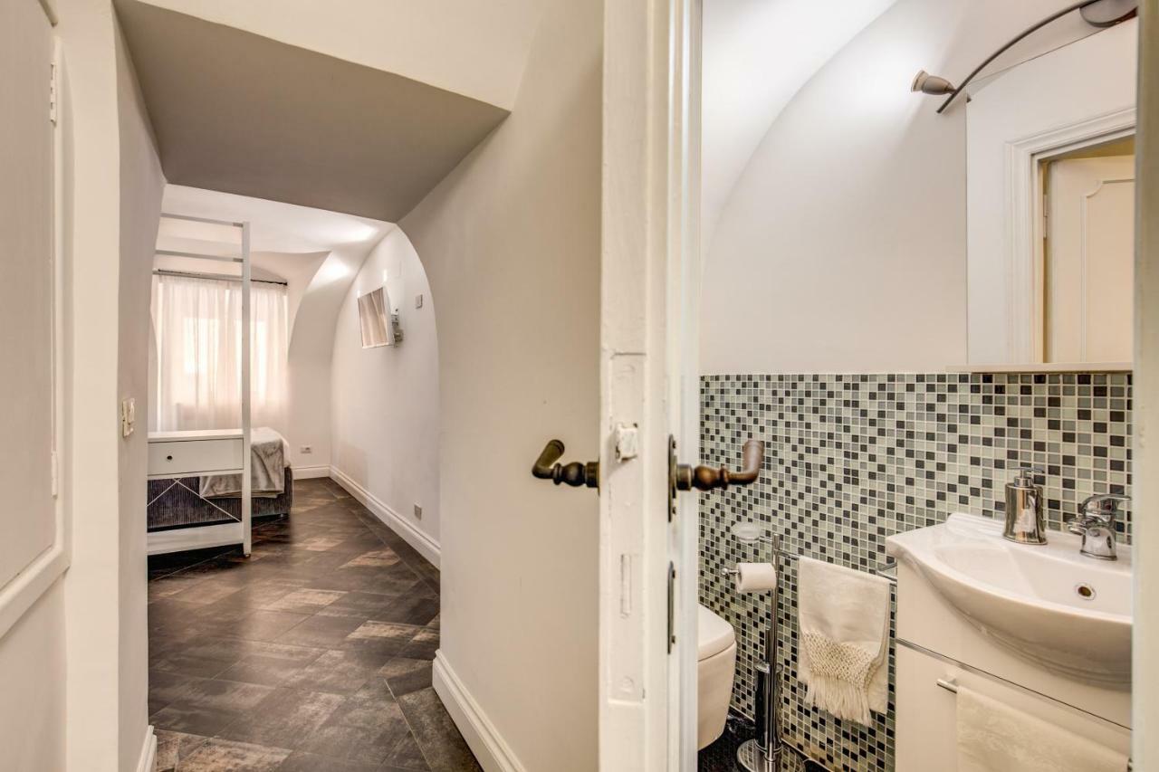 Fori Imperiali Lovely Apartment Rome Exterior photo