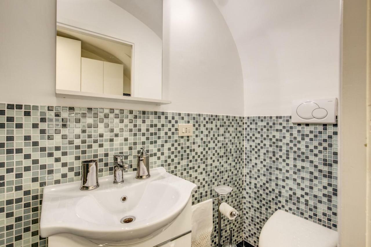 Fori Imperiali Lovely Apartment Rome Exterior photo