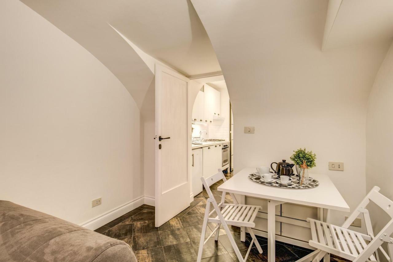 Fori Imperiali Lovely Apartment Rome Exterior photo